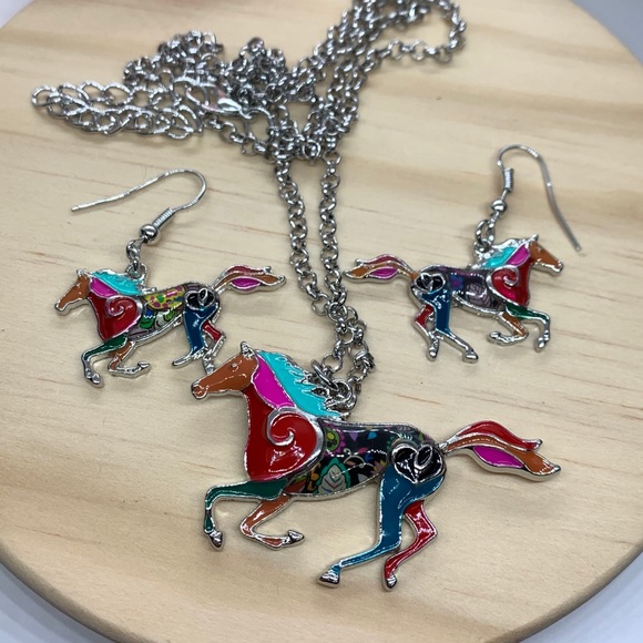 Enamel Running Horse 🐎 Set - Picture 2 of 6